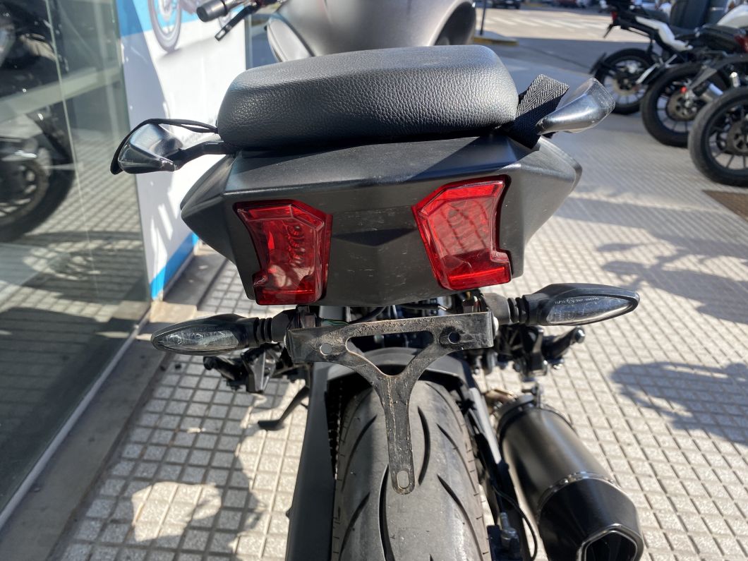 bajaj_dominar_250_usado_2021_14945km_id3724_1.JPG