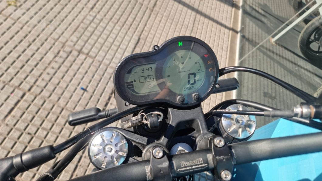 benelli_leoncino_500_2019_22000km_id3697_4.jpg