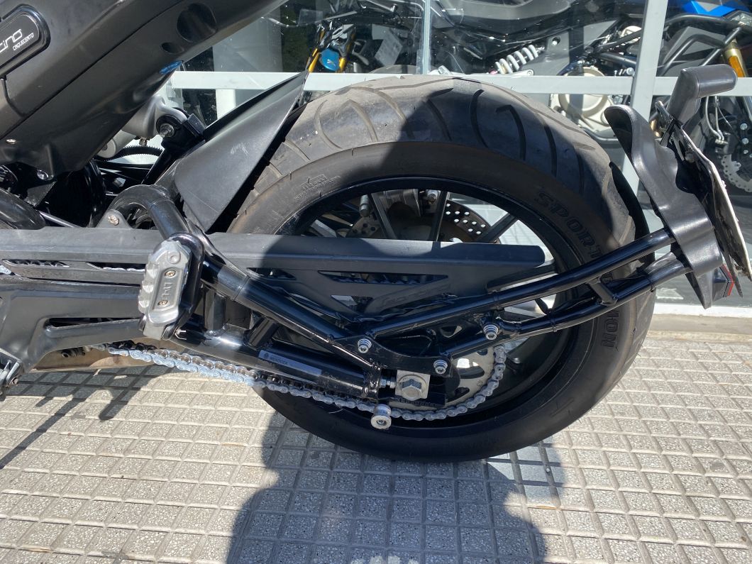 benelli_leoncino_500_usado_2022_6000km_3.JPG
