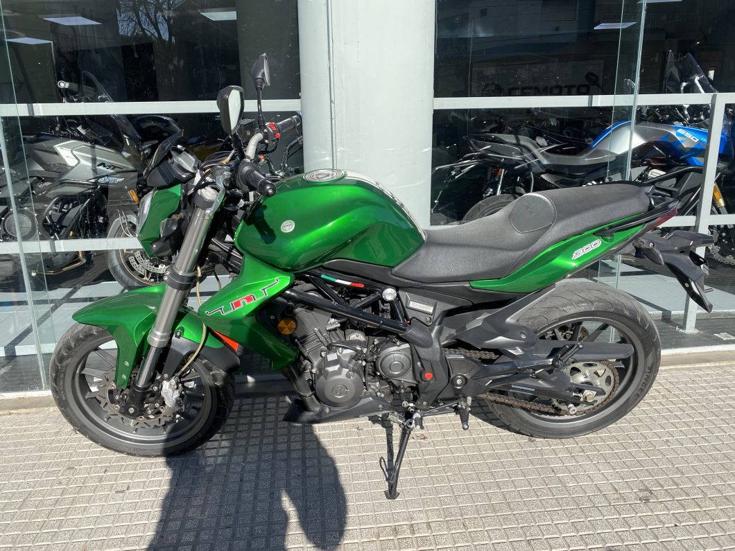Tnt 300 usado 2019 con 15000 km CF (1) [M3700]