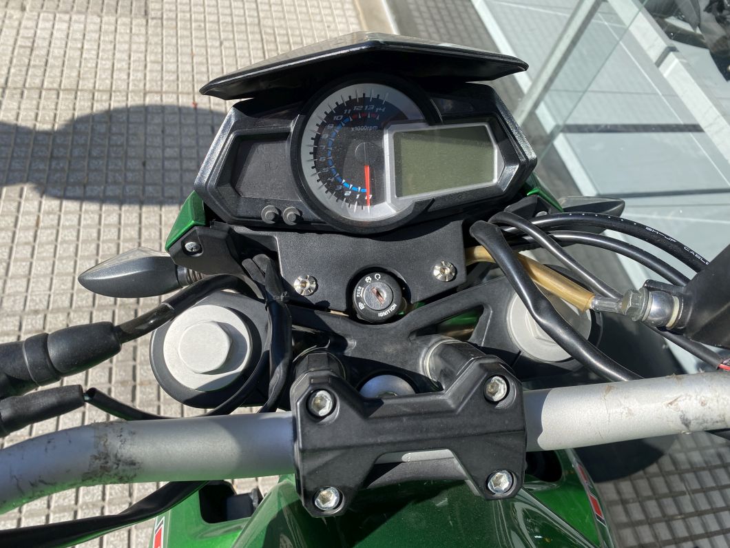 benelli_tnt_300_usada_2019_15000km_id3700_6.JPG