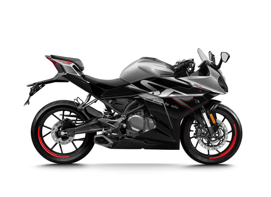cf_moto_300_sr_calle_id3331_1.jpg