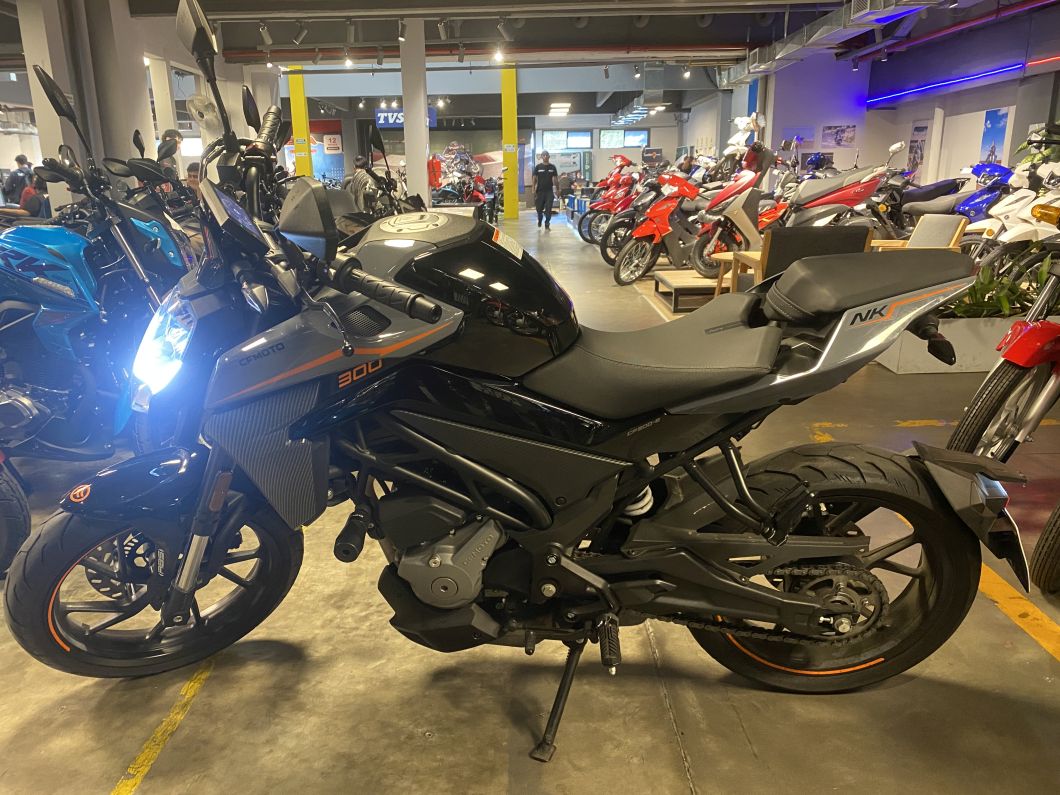 cfmoto_300_nk_usado_id3988_14.JPG