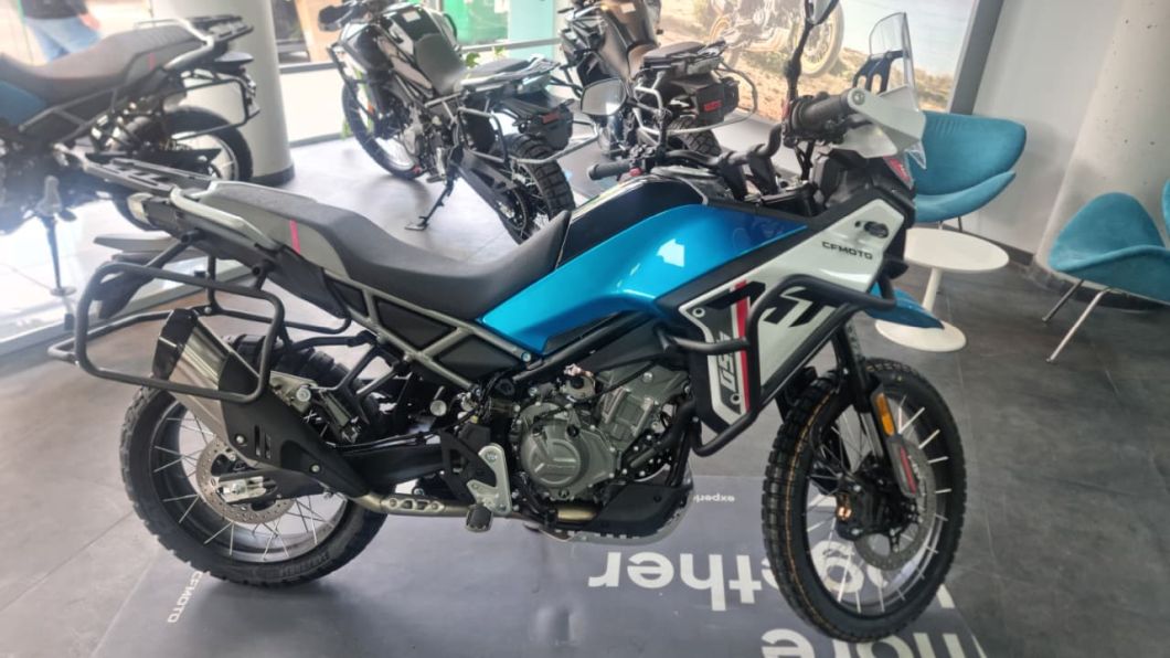 cfmoto_450_mt_alto_id3334_2.jpg