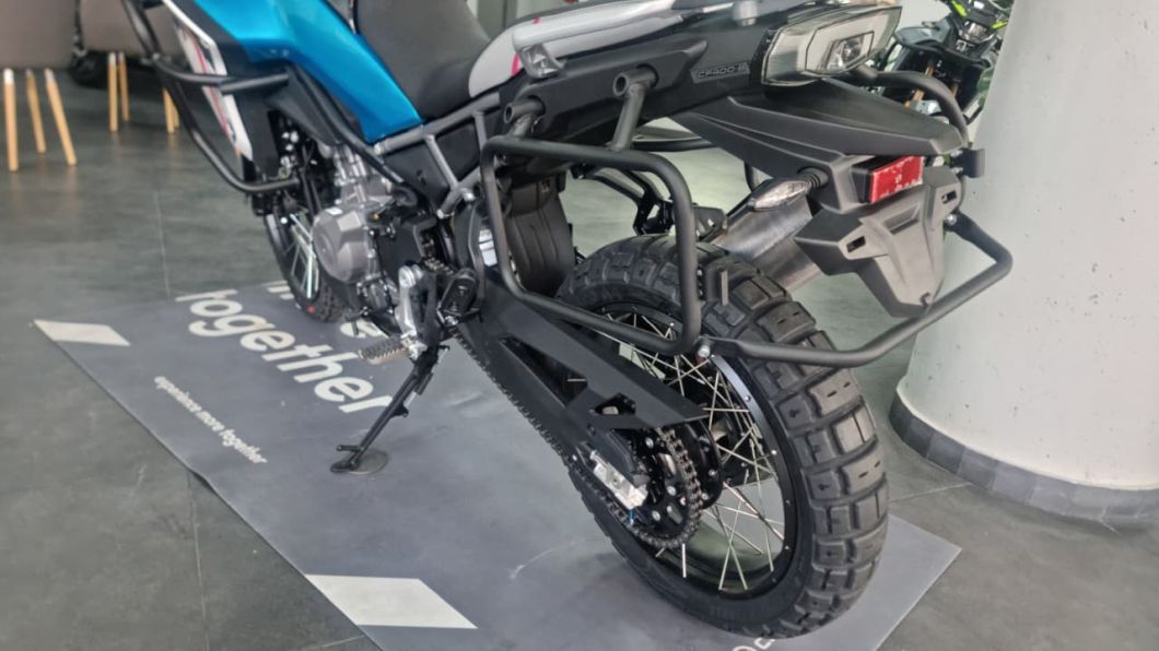 cfmoto_450_mt_alto_id3334_8.jpg