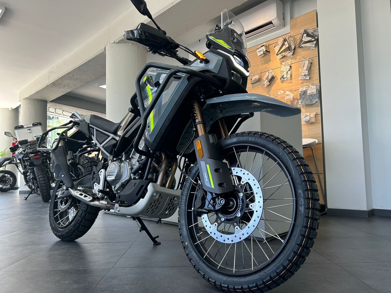 cfmoto_450_mt_id3334_6.jpeg