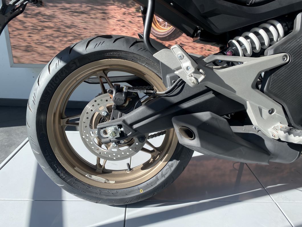 cfmoto_700_mt_2025_id3324_2.JPG
