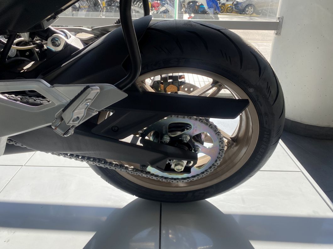 cfmoto_700_mt_2025_id3324_20.JPG
