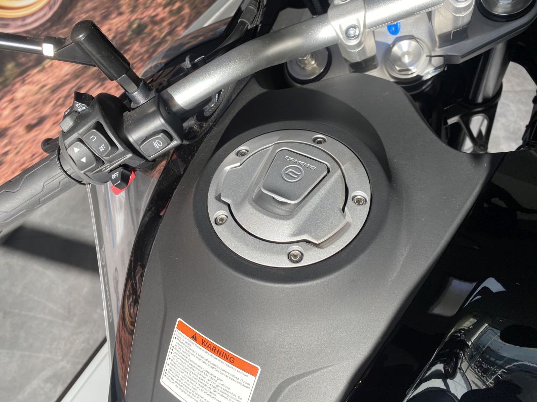 cfmoto_800_mt_sport_2025_id3311_11.JPG