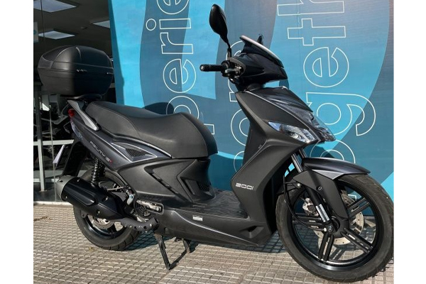 Agility 200 usado 2023 con 9200 km CF (1) [M3698]