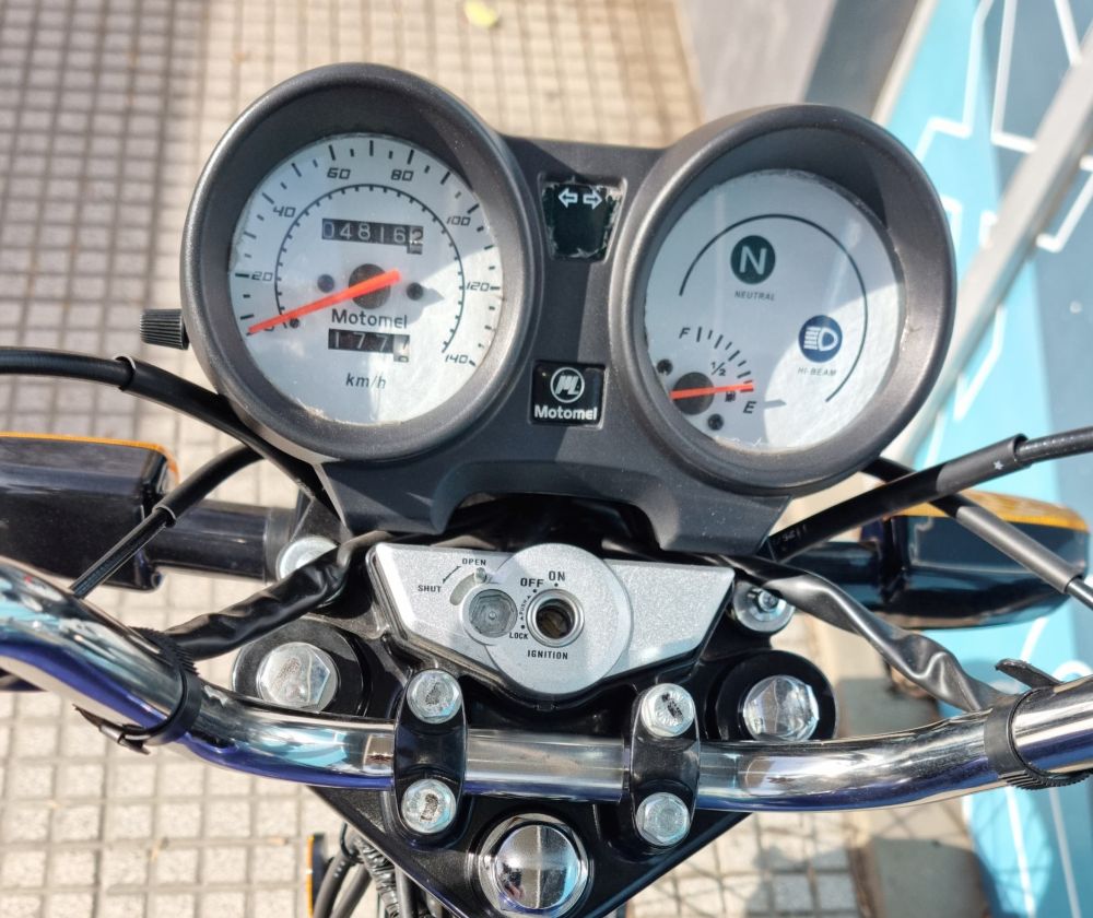motomel_s2_base_usado_2024_4700km_id3753_3.jpg